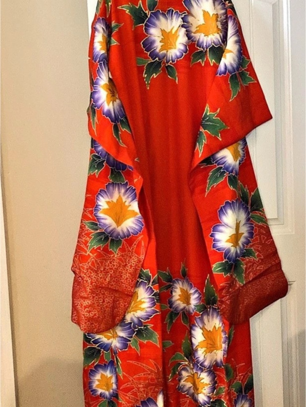Red Floral Japanese Ichikake Kimono